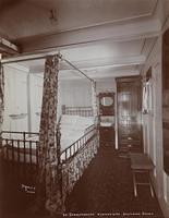 RMS Commonwealth - 1st Class Stateroom
