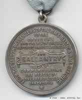 CQD Gallantry Medal (silver)

awarded by passengers to crews

of Republic, Baltic and Florida